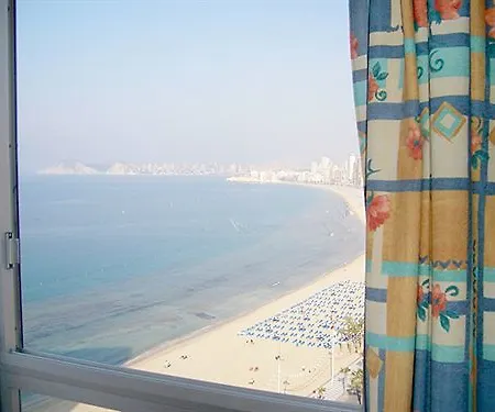 Carabelas 酒店 貝尼多姆
